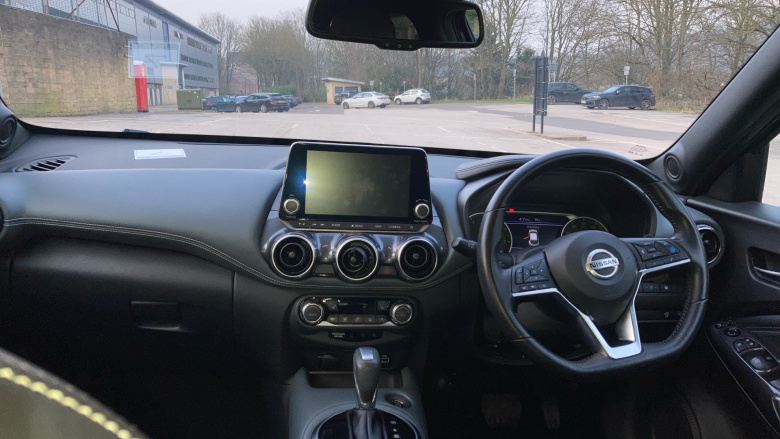 Nissan Juke 1.0 DiG-T Tekna 5dr DCT Petrol Hatchback